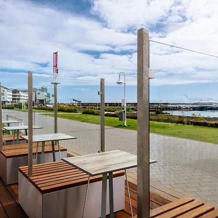 Insulaner Dependance